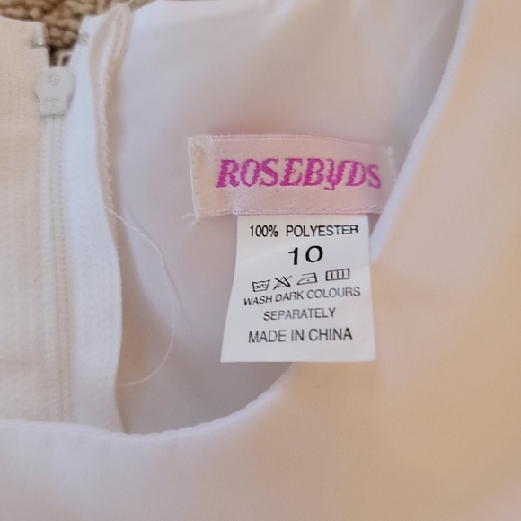 Elegant White Sleeveless Dress 10 - Picture 8 of 12